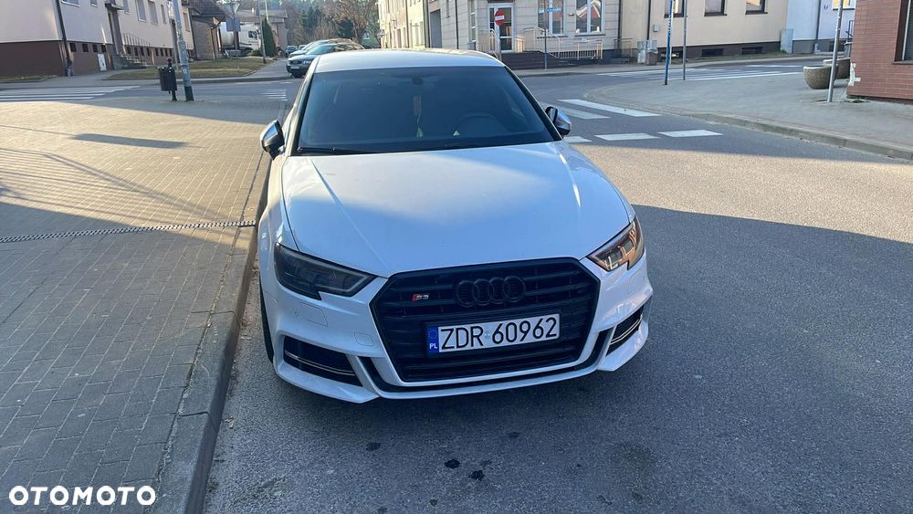 Audi S3 - 1