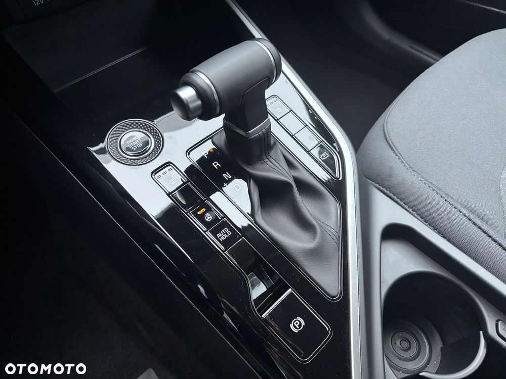 Kia Niro 1.6 GDI Hybrid M - 19