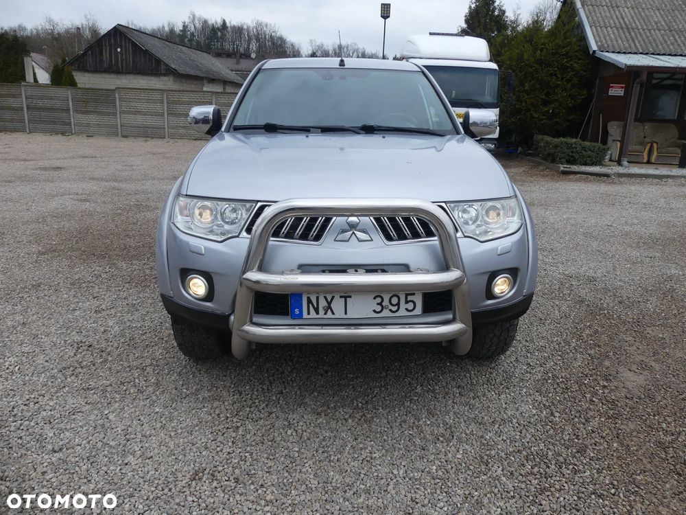 Mitsubishi L200 Pick Up 4x4 Autm DPF Intense Double Cab - 23
