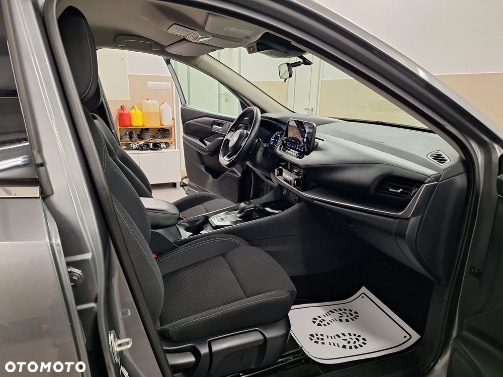 Nissan Qashqai 1.3 DIG-T DCT TEKNA+ - 27