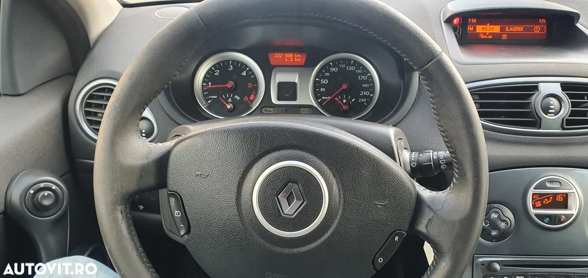Renault Clio 1.5 dCi 85 FAP Grandtour Luxe - 7