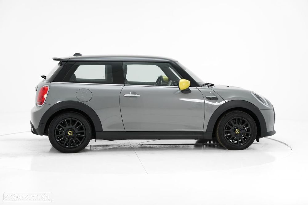 MINI 3 Portas Cooper SE Essential - 2