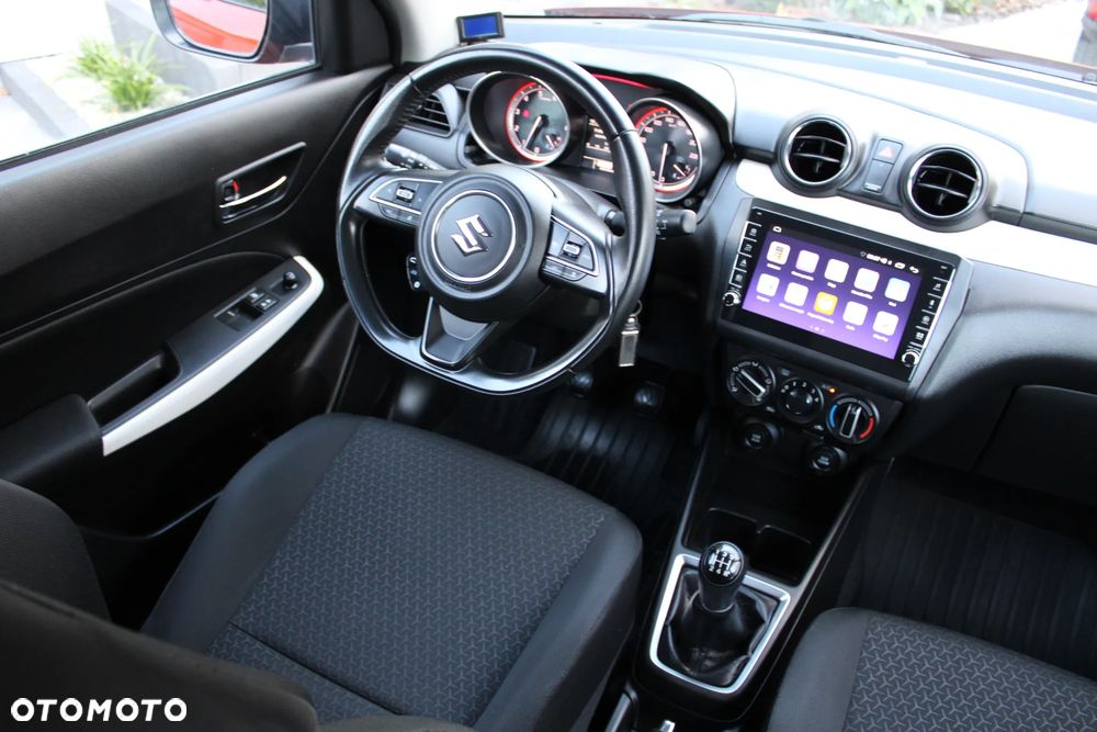 Suzuki Swift 1.2 Dualjet SHVS Premium Plus - 16