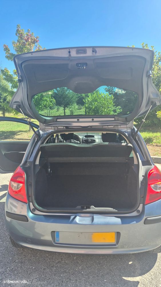 Renault Clio 1.5 dCi Dynamique S - 7
