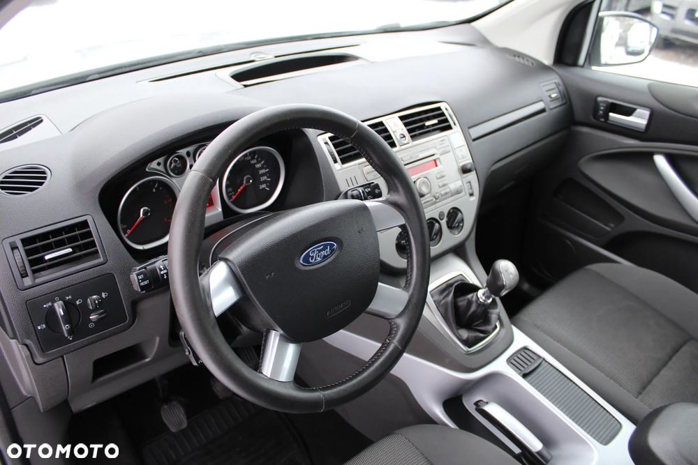 Ford Kuga - 15