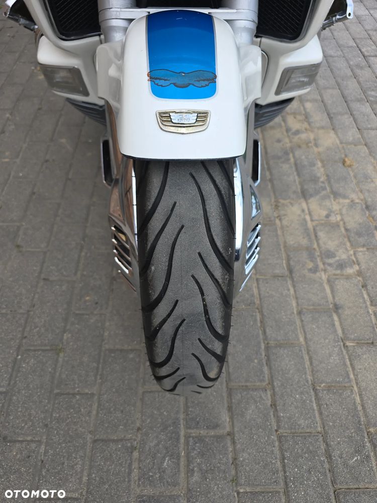 Honda GL - 9