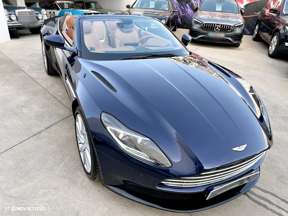 Aston Martin DB11 Coupé V8 Auto - 45