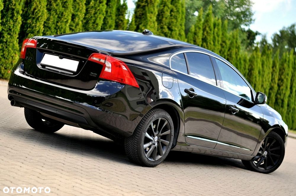 Volvo S60 D2 Drive-E Momentum - 4
