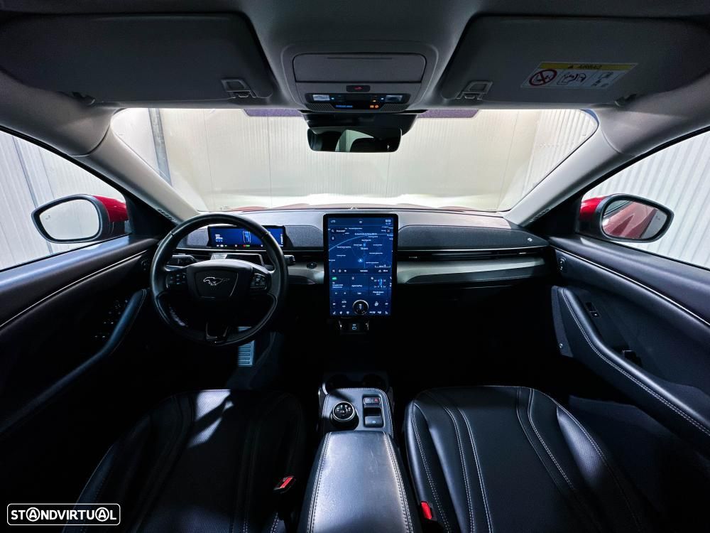 Ford Mustang Mach-E Standard - 11