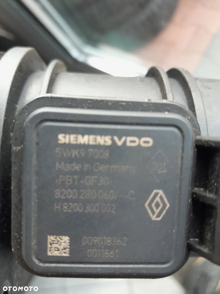 Przepływomierz Opel Vivaro Trafic 2.5 DCI - 2