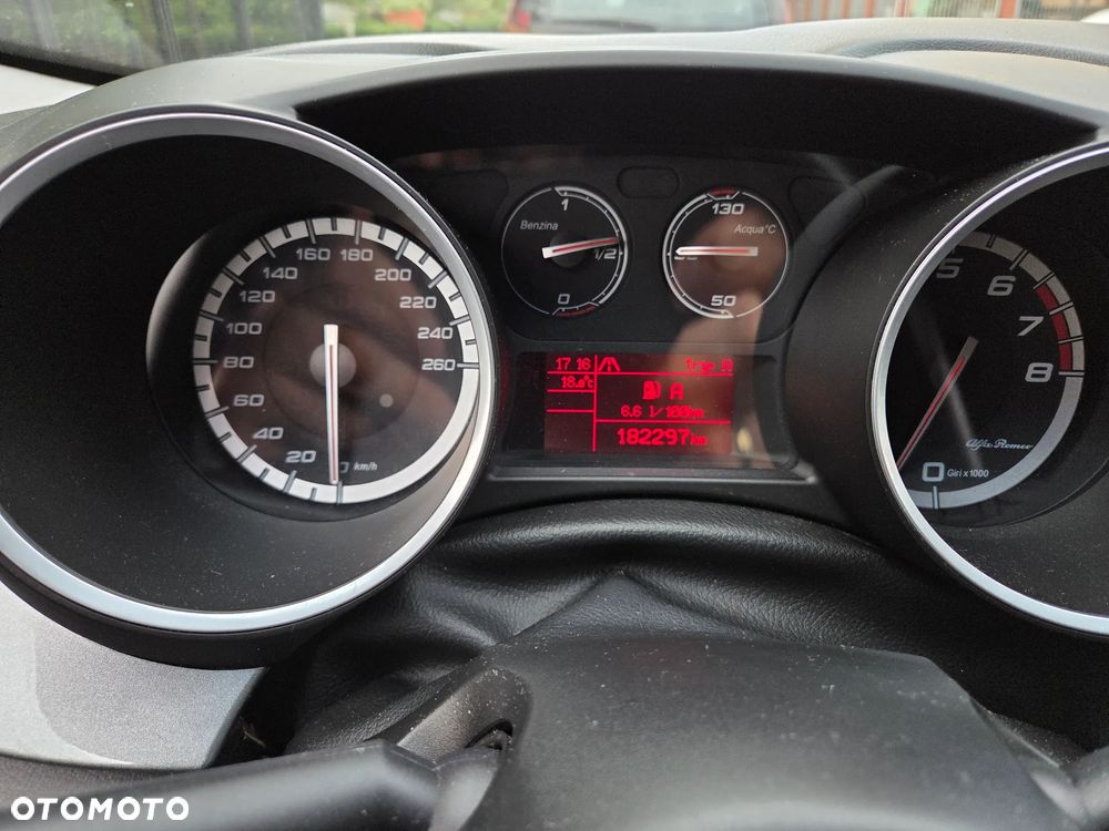 Alfa Romeo Giulietta 1.4 TB Distinctive - 17