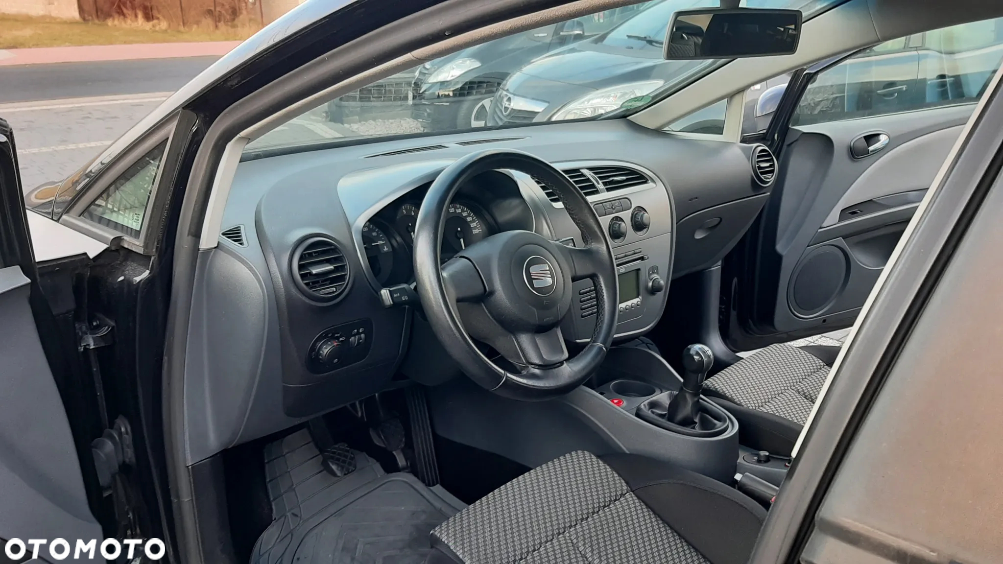 Seat Leon 1.6 Audience - 18