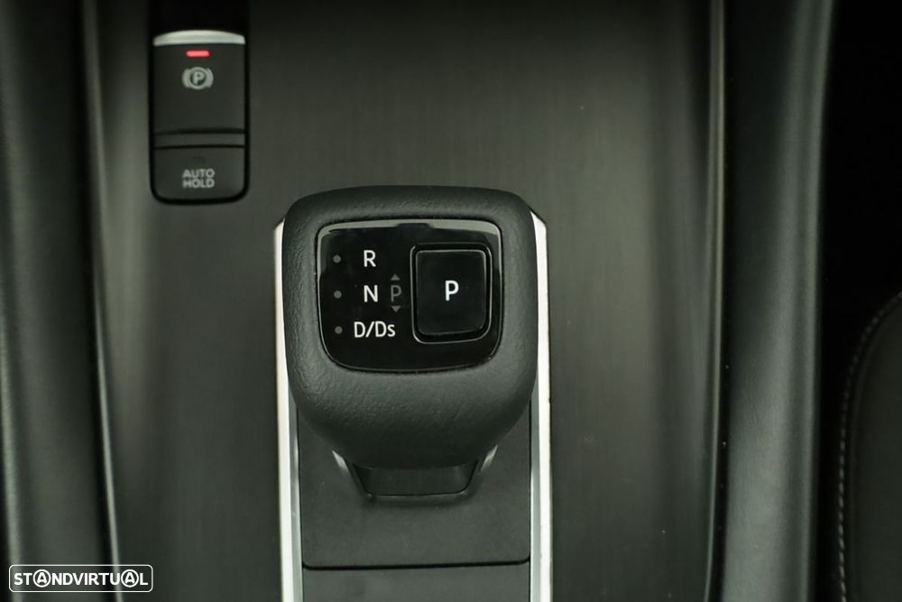 Nissan Qashqai 1.3 DIG-T N-Connecta LED Xtronic - 14