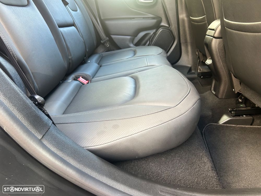 Jeep Renegade 1.3 T Limited DCT - 14