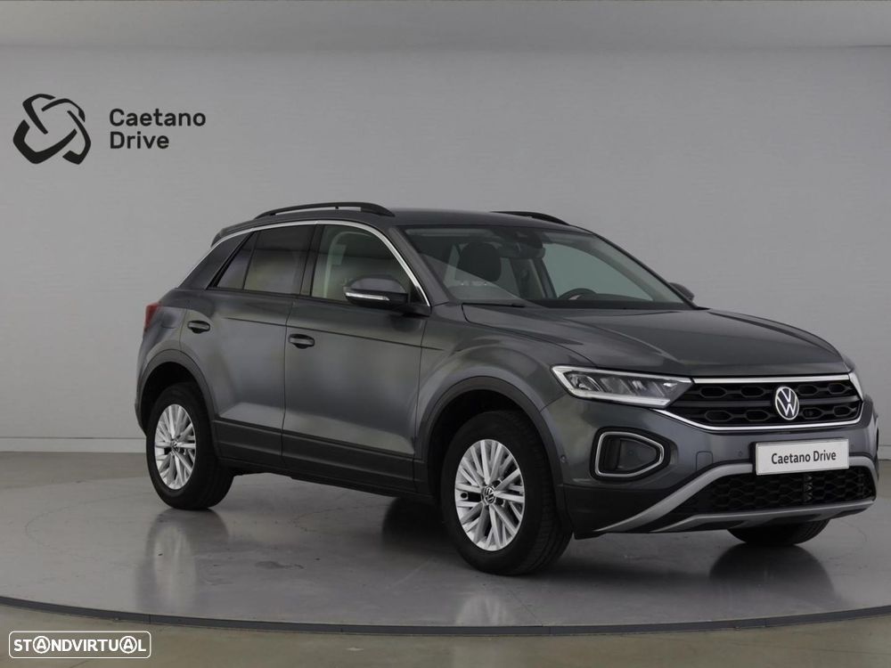 Volkswagen T-Roc 1.0 TSI Life — fotografia 2