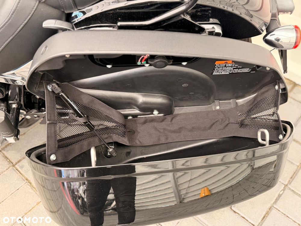 Harley-Davidson Softail Sport Glide - 13