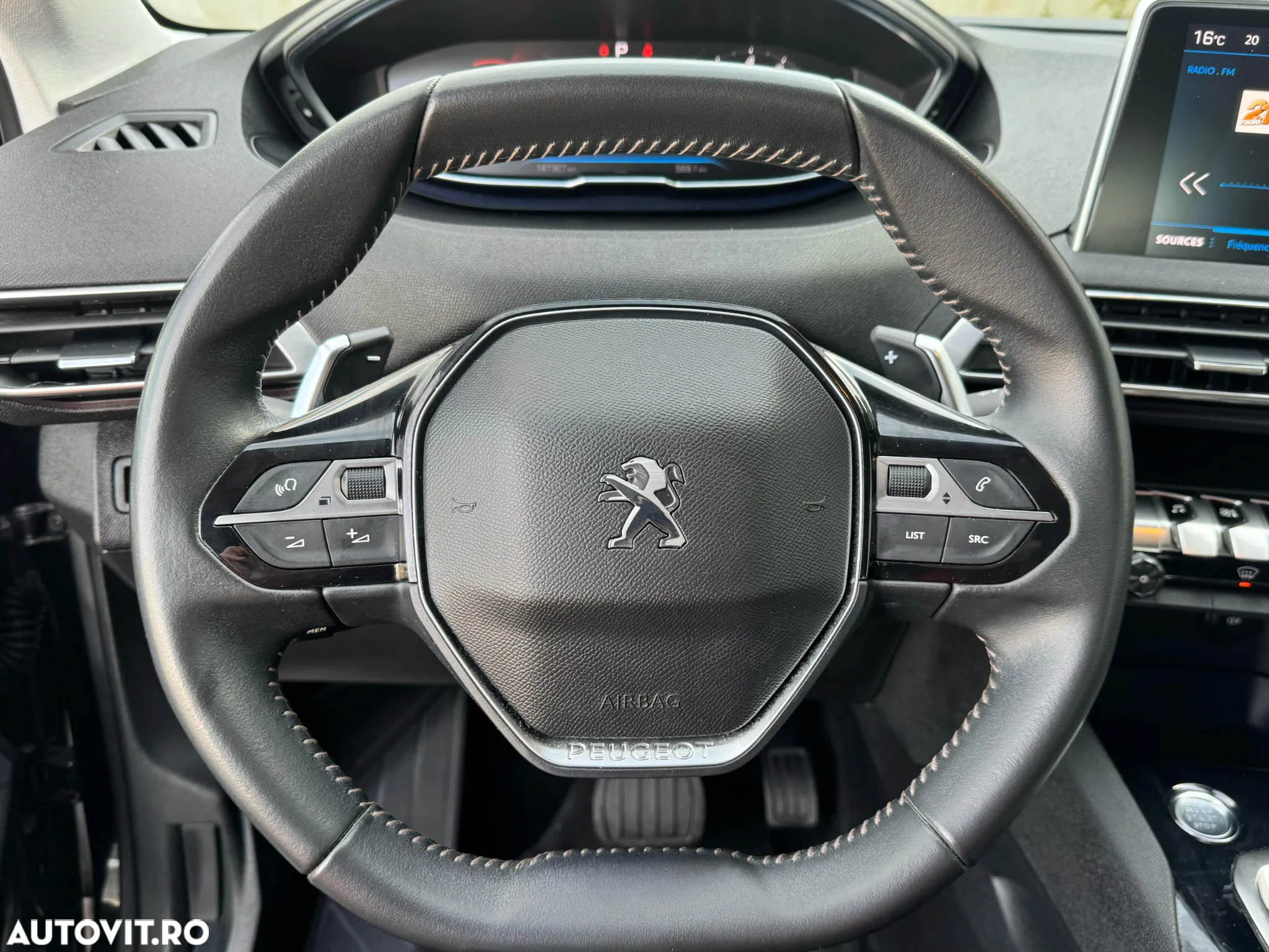 Peugeot 3008 1.2 PureTech 130 EAT8 Active Pack - 12