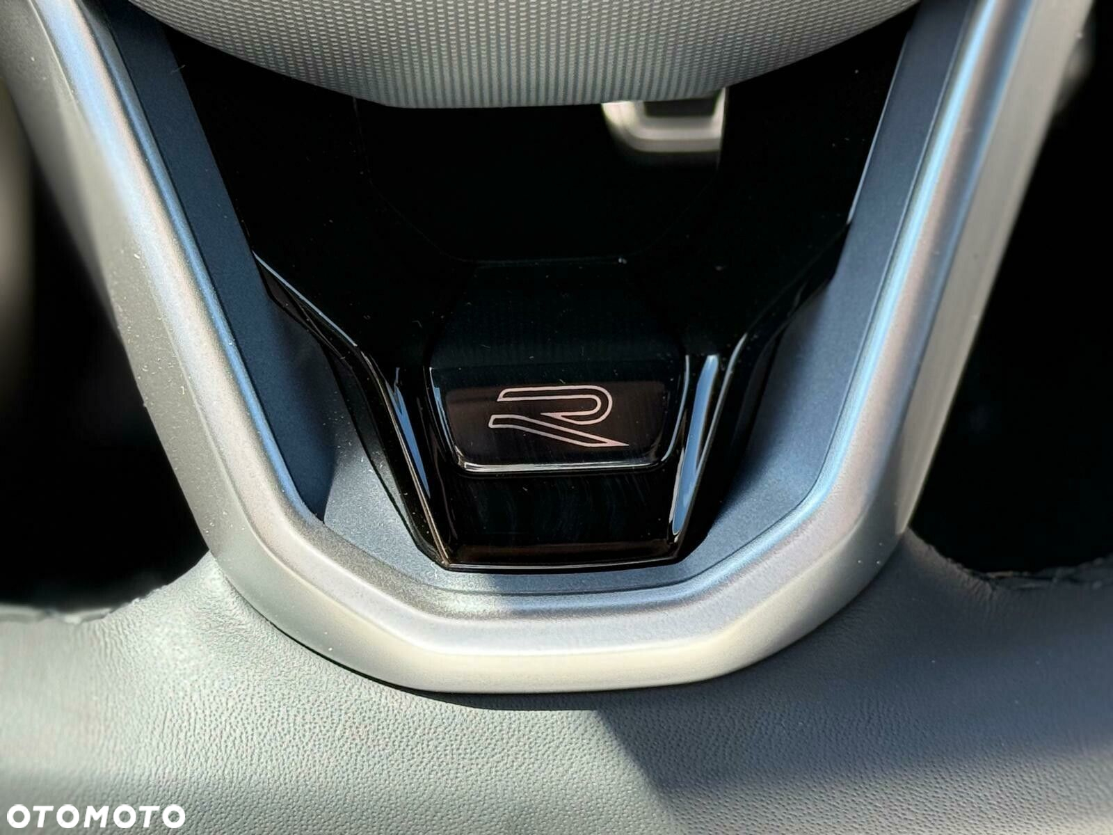 Volkswagen Golf - 28