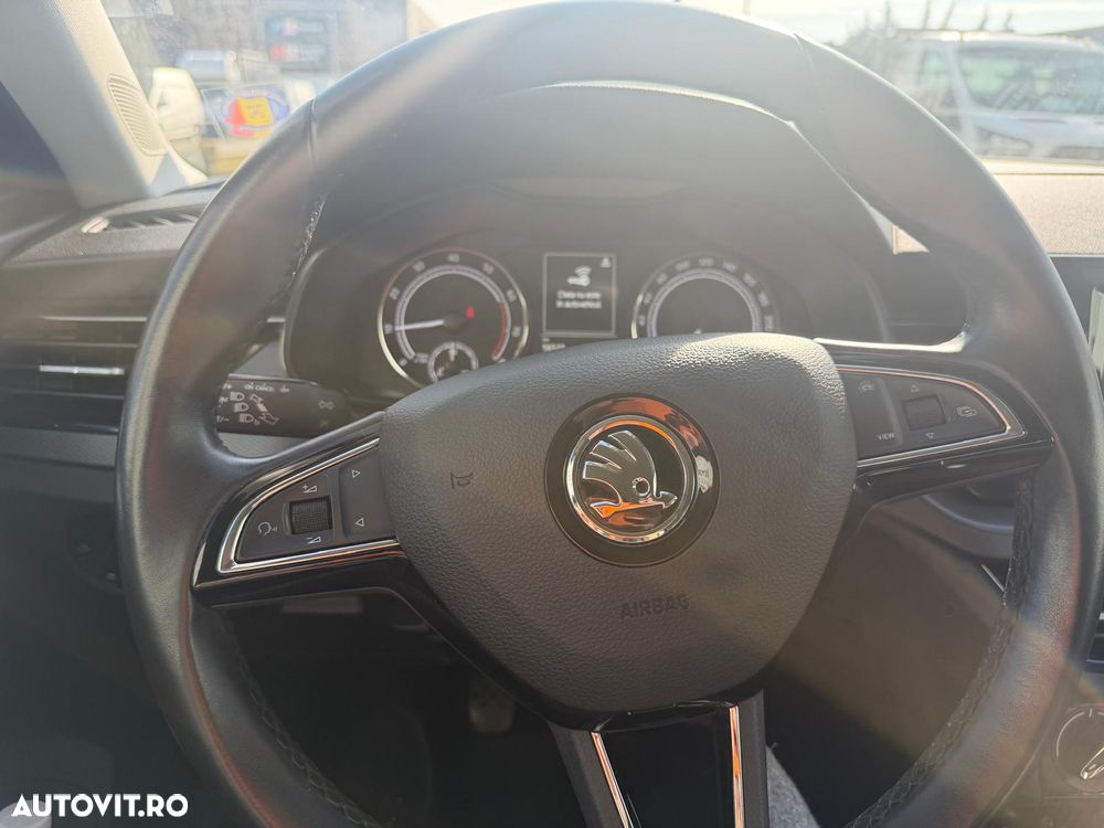 Skoda Kamiq 1.0 TSI Ambition - 4