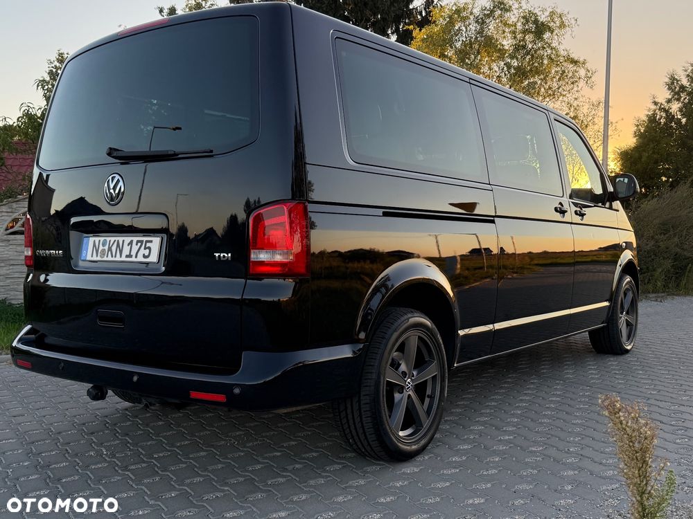 Volkswagen Caravelle - 6