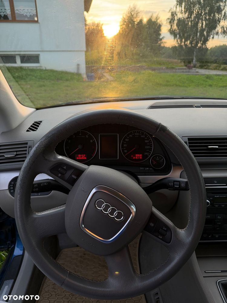 Audi A4 Limousine 2.0 TDI - 16