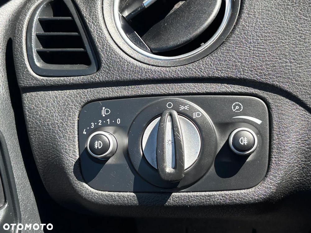 Ford S-Max 2.0 TDCi DPF Champions Edition - 20
