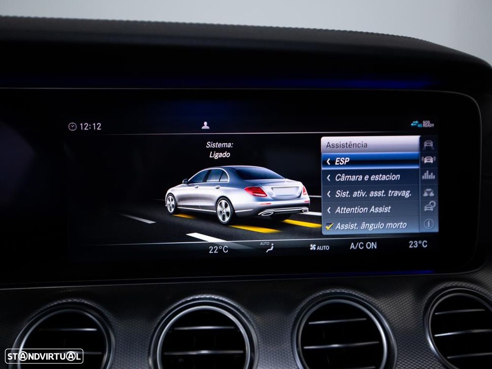 Mercedes-Benz E 220 d AMG - 28