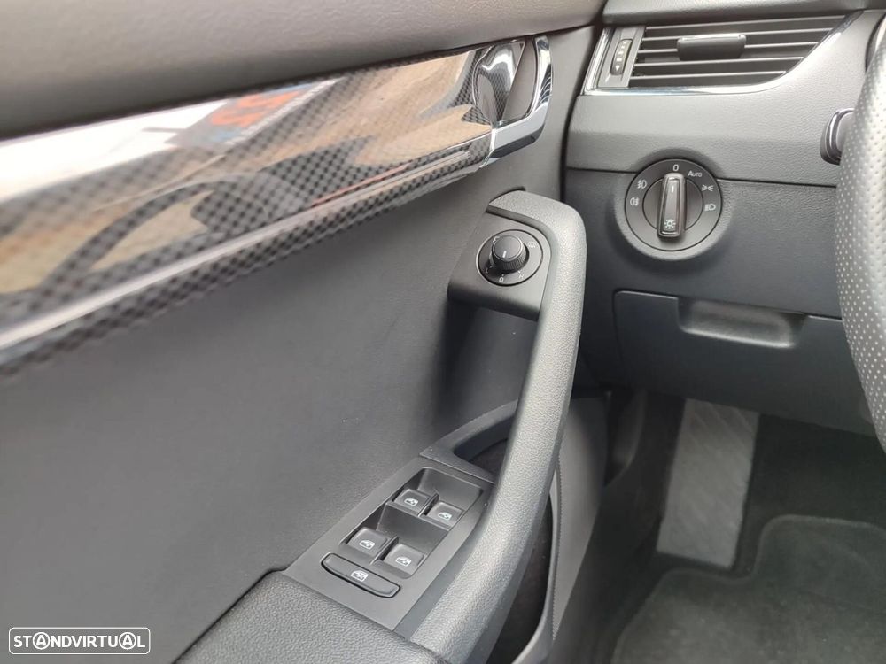 Skoda Octavia Break - 24