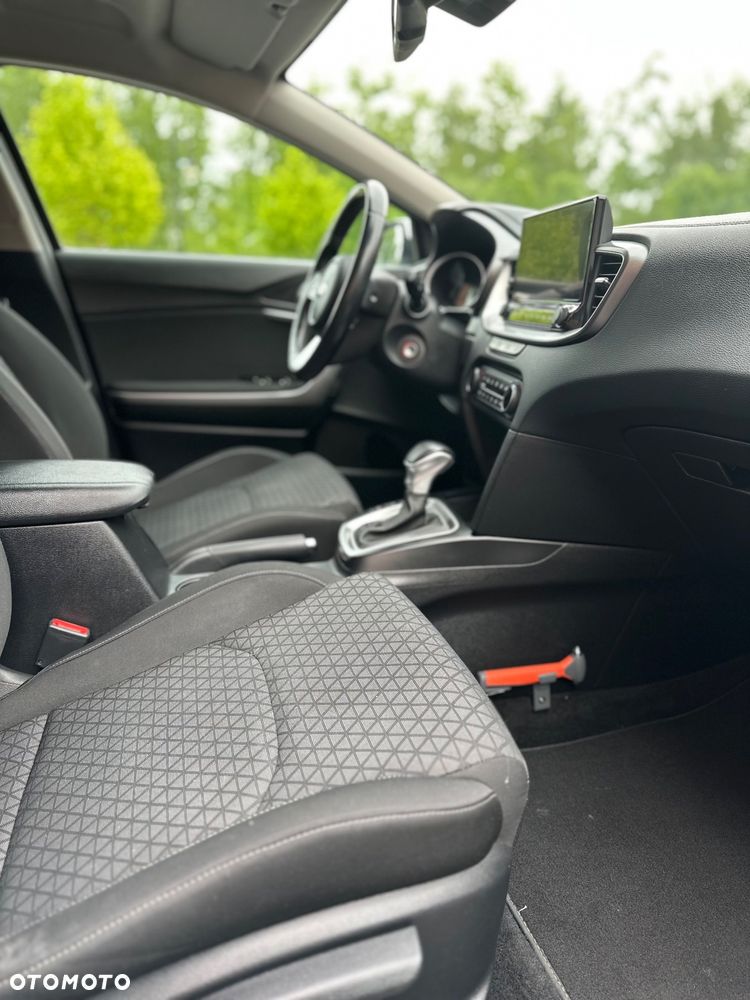 Kia Ceed - 37