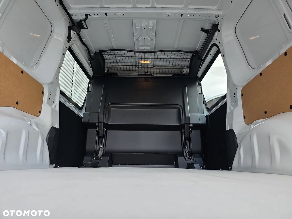 Fiat Scudo BRYGADOWY 6-cio osobowy - 19