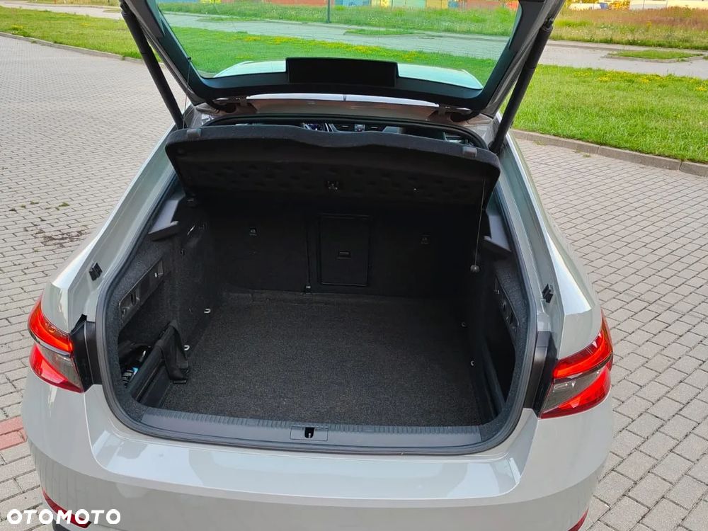 Skoda Superb 2.0 TSI Sportline DSG - 10