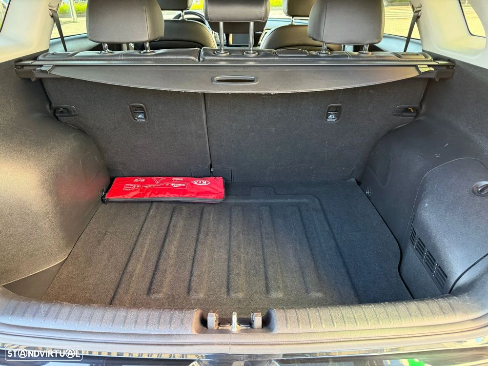 Kia Niro 1.6 GDi HEV - 20