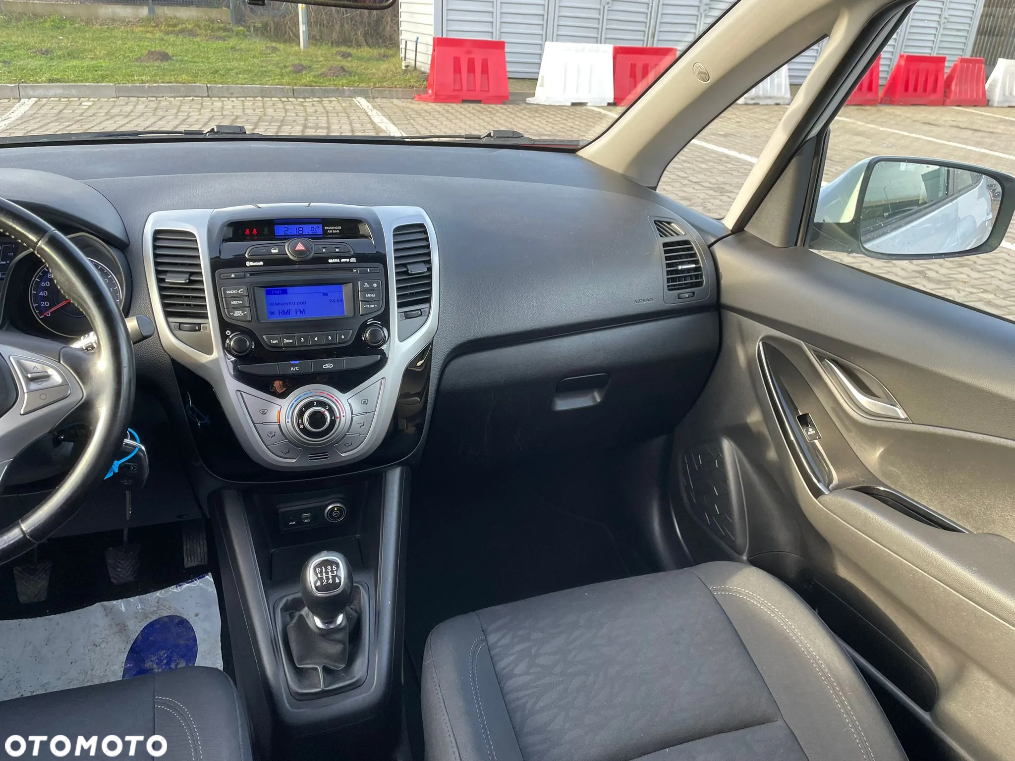 Hyundai ix20 1.4 blue Comfort - 12