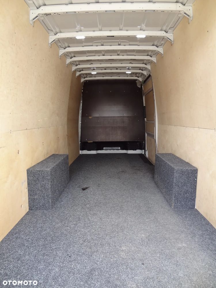 Volkswagen Crafter TGE L5H2 Furgon Największy MAXI - 12