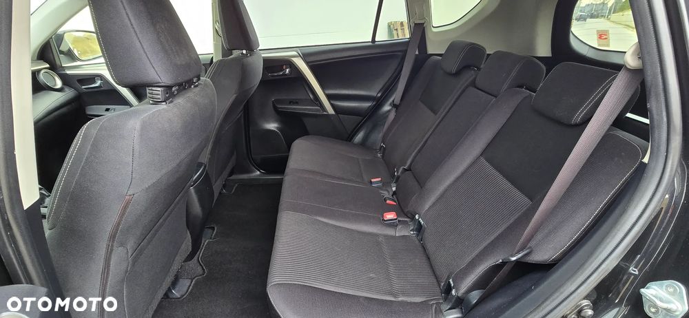 Toyota RAV4 2.0 D-4D Active 4x2 - 15