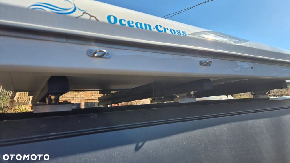 Toyota Hilux 2.5 D-4D SR5 - 26