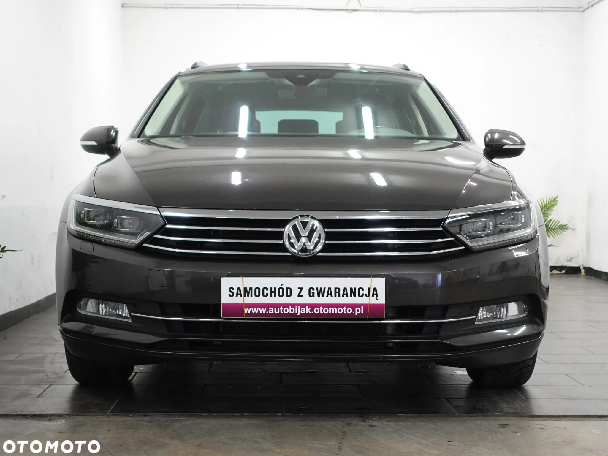 Volkswagen Passat 2.0 TDI BMT Comfortline - 13
