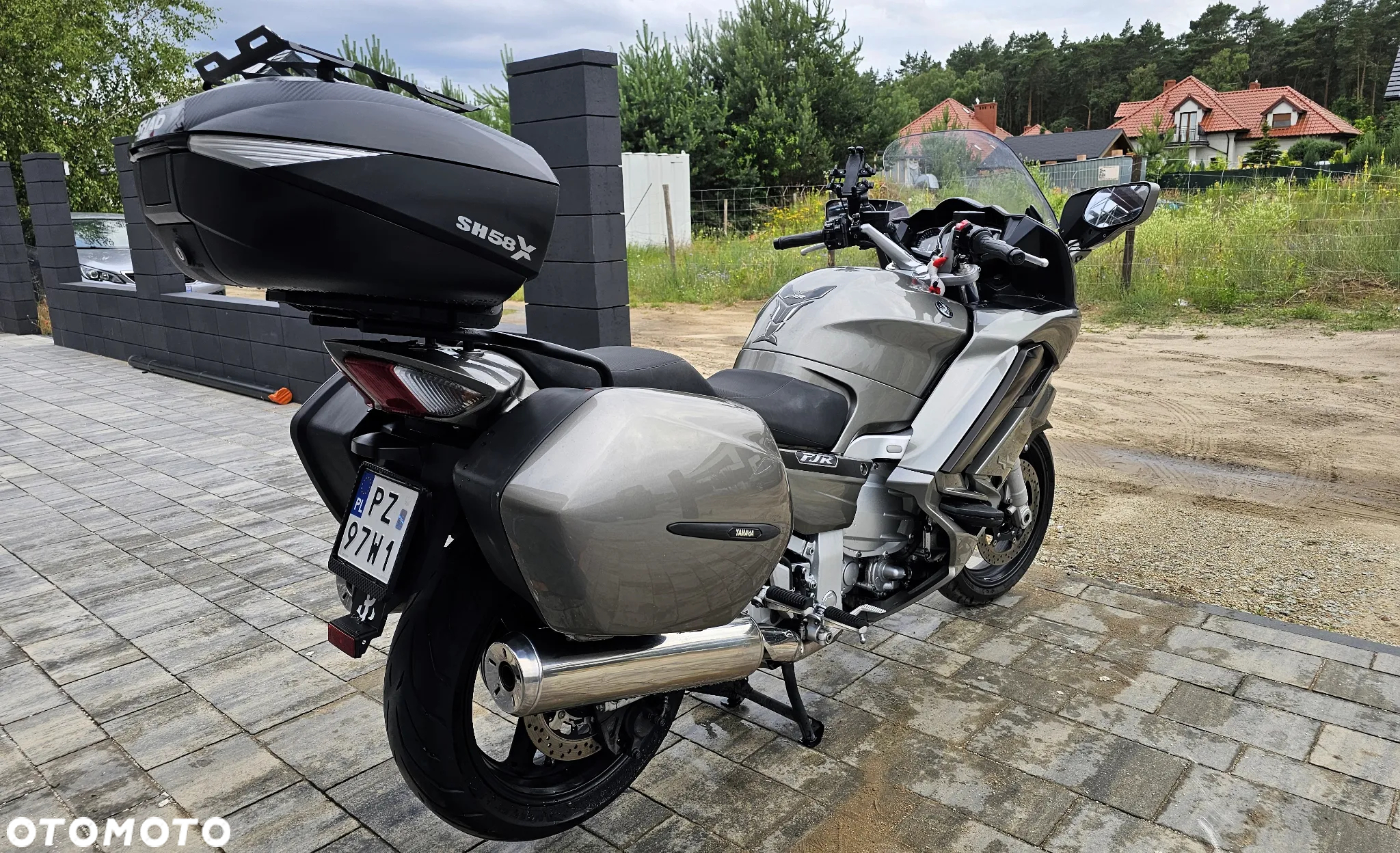 Yamaha FJR - 15