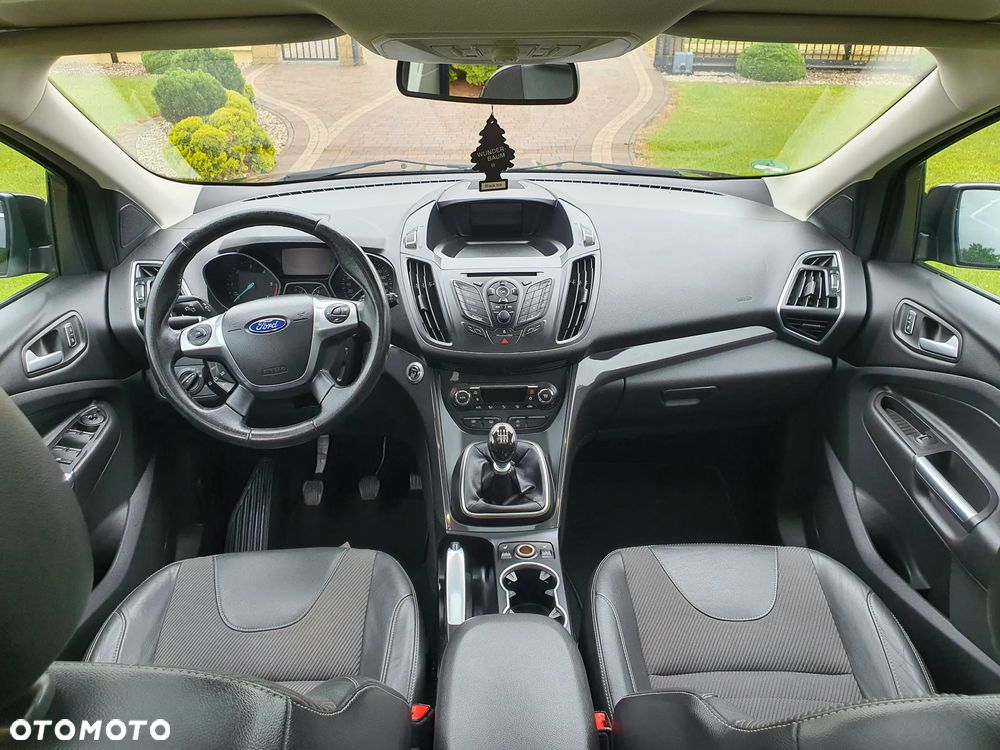 Ford Kuga 2.0 TDCi 4x4 SYNC - 36