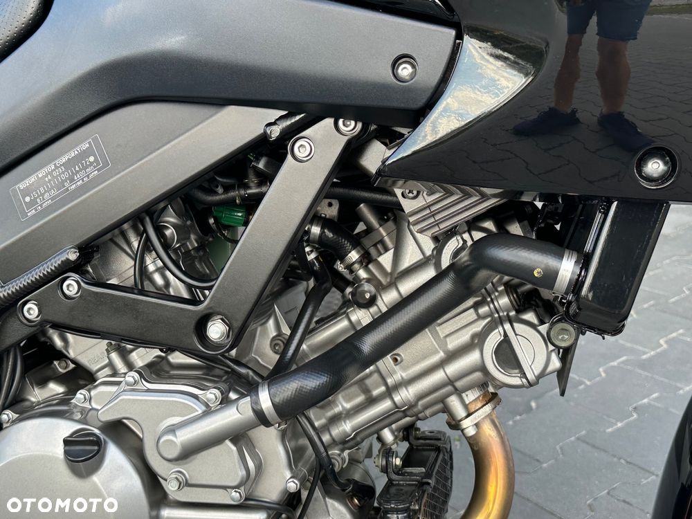 Suzuki V-STROM - 14