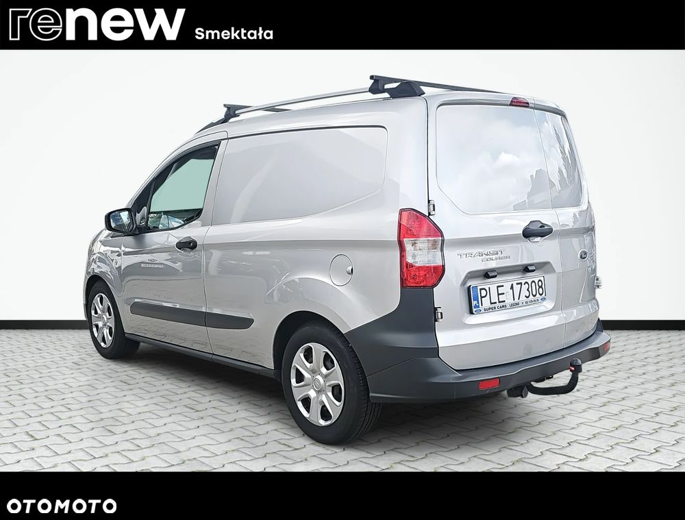 Ford Transit Courier - 7