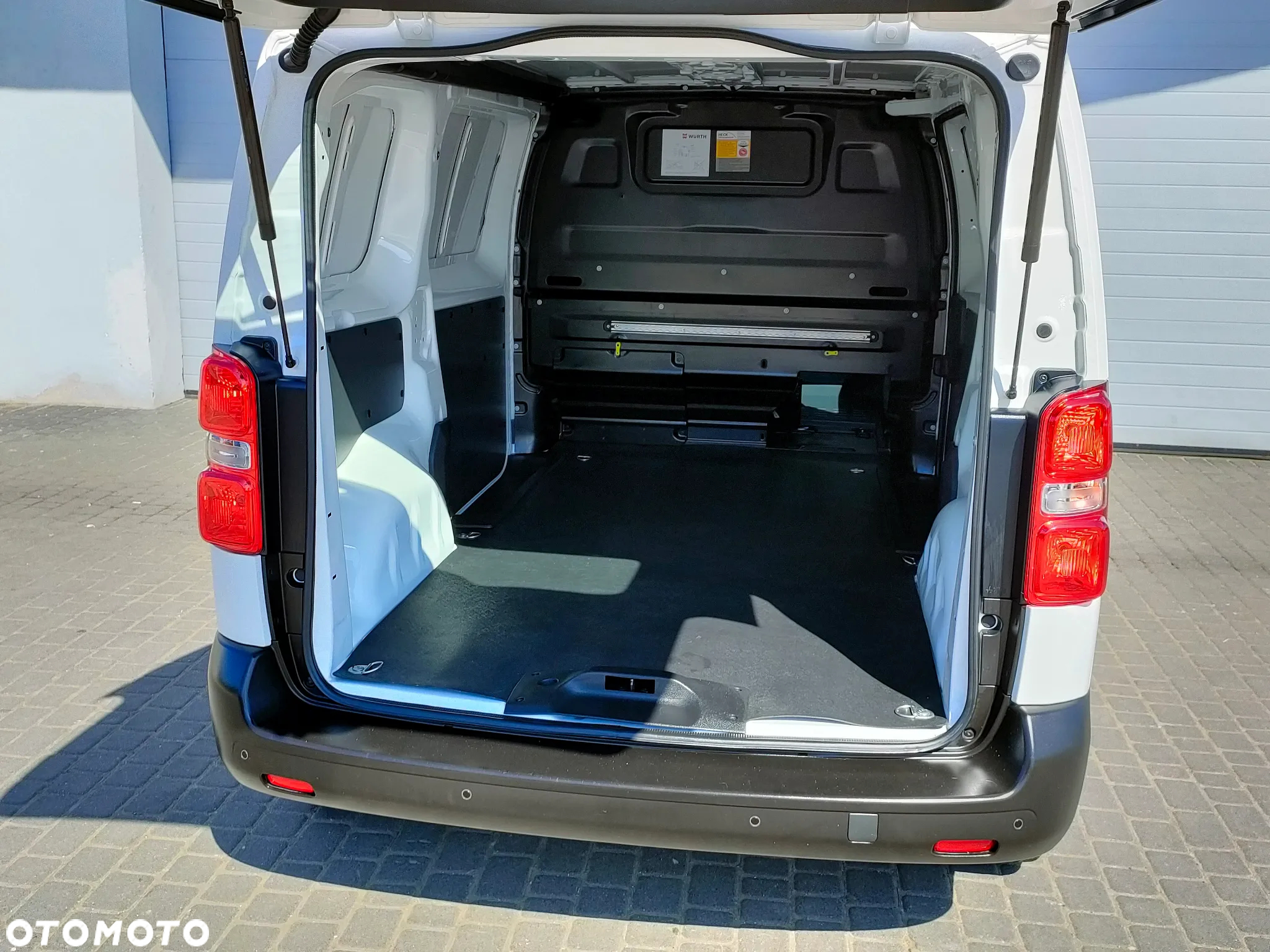 Opel Vivaro - 31