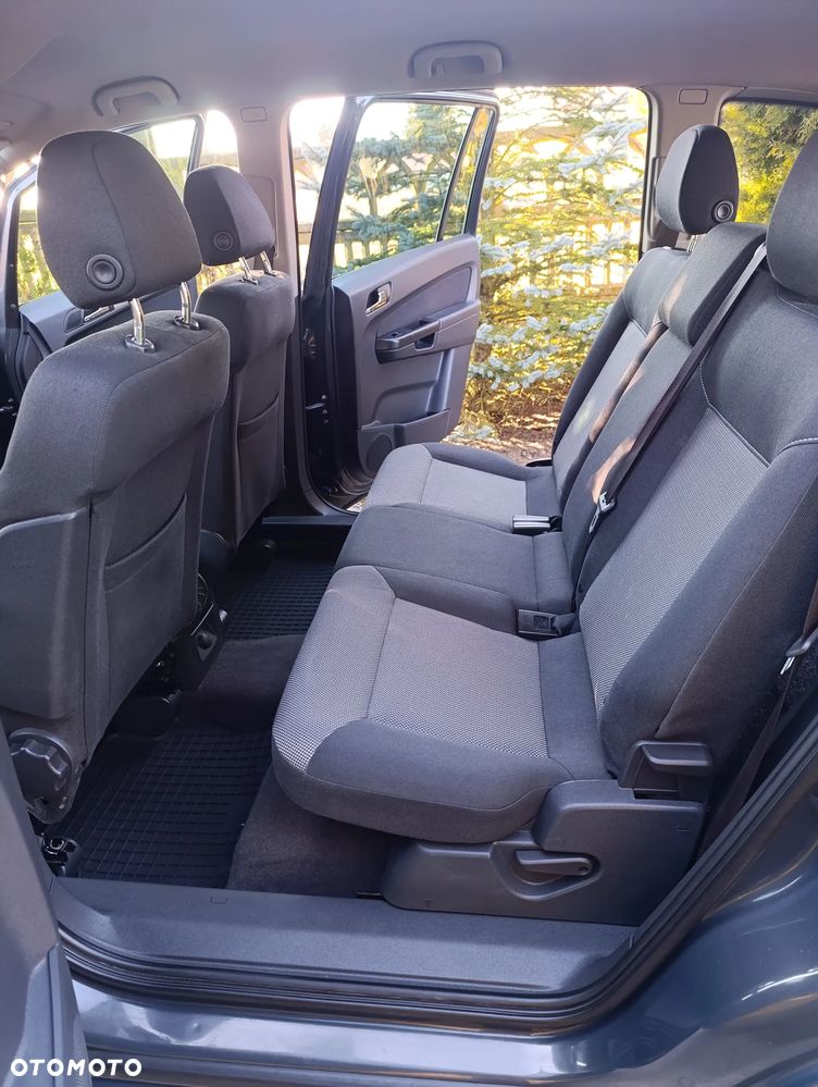 Opel Zafira 1.8 Cosmo - 6