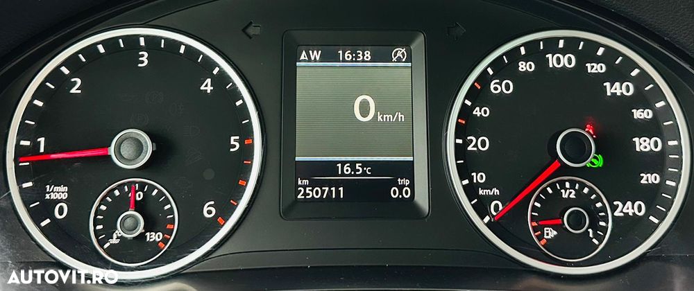 Volkswagen Tiguan 2.0 TDI DPF 4Motion DSG Cup Sport & Style - 30
