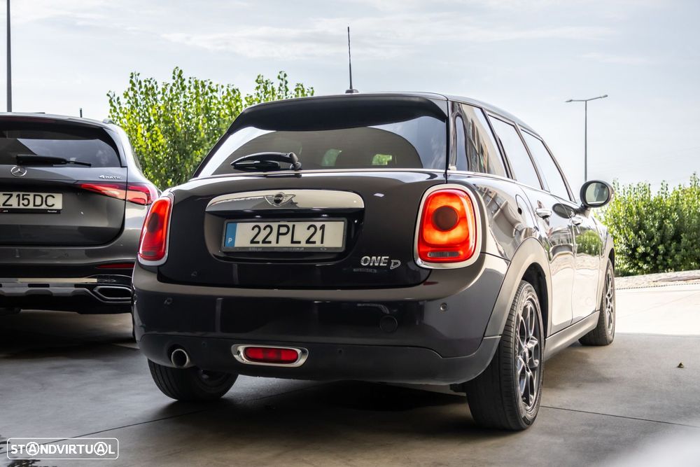 MINI 5 Portas One D - 6