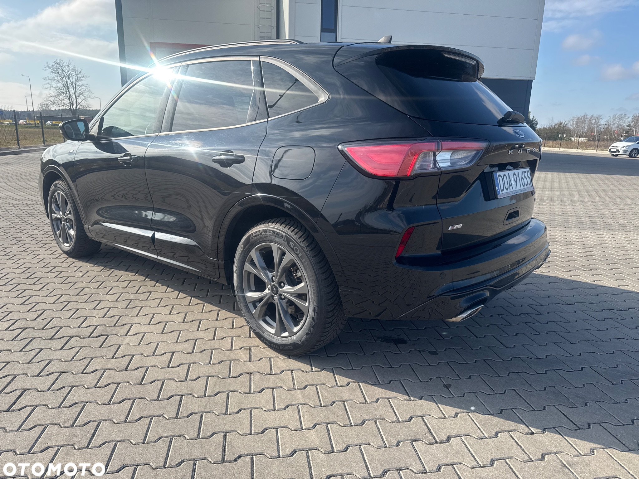 Ford Kuga 2.5 FHEV AWD ST-Line X - 3