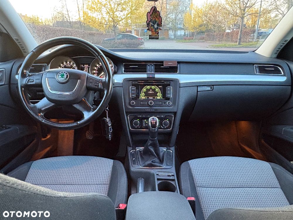 Skoda Superb 1.6 TDI Comfort - 5