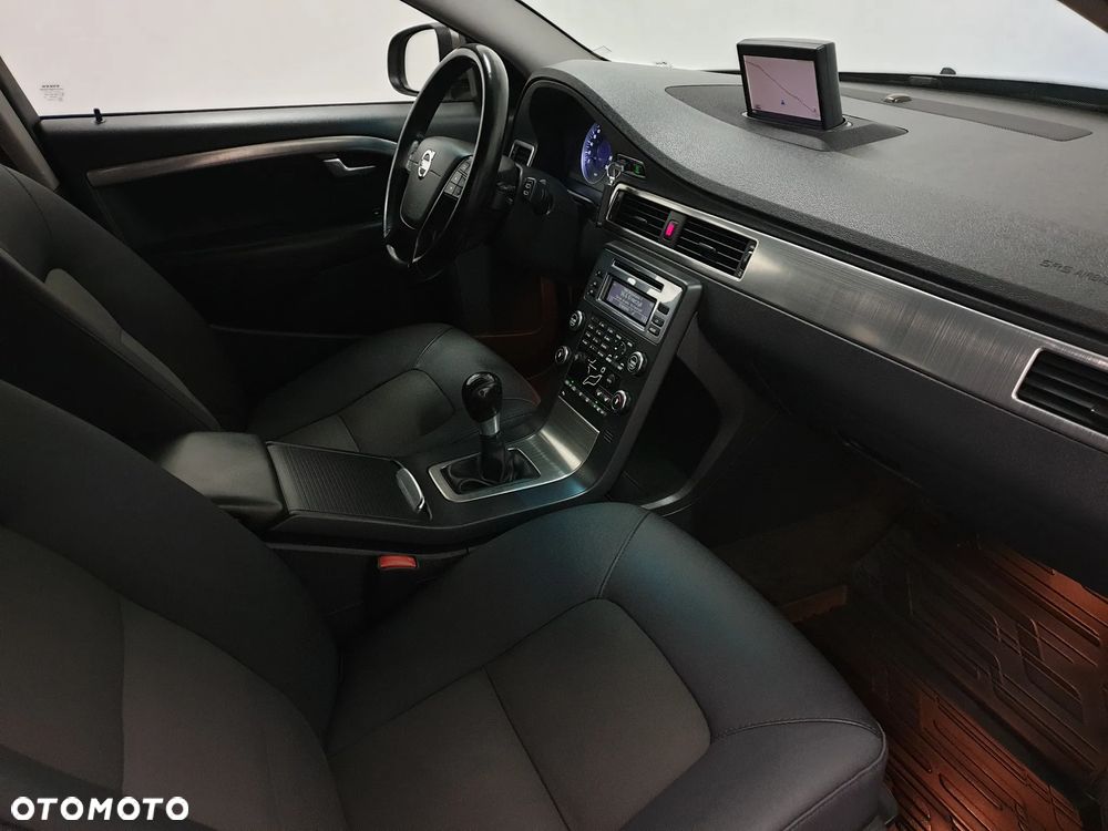 Volvo V70 2.0D Summum - 38