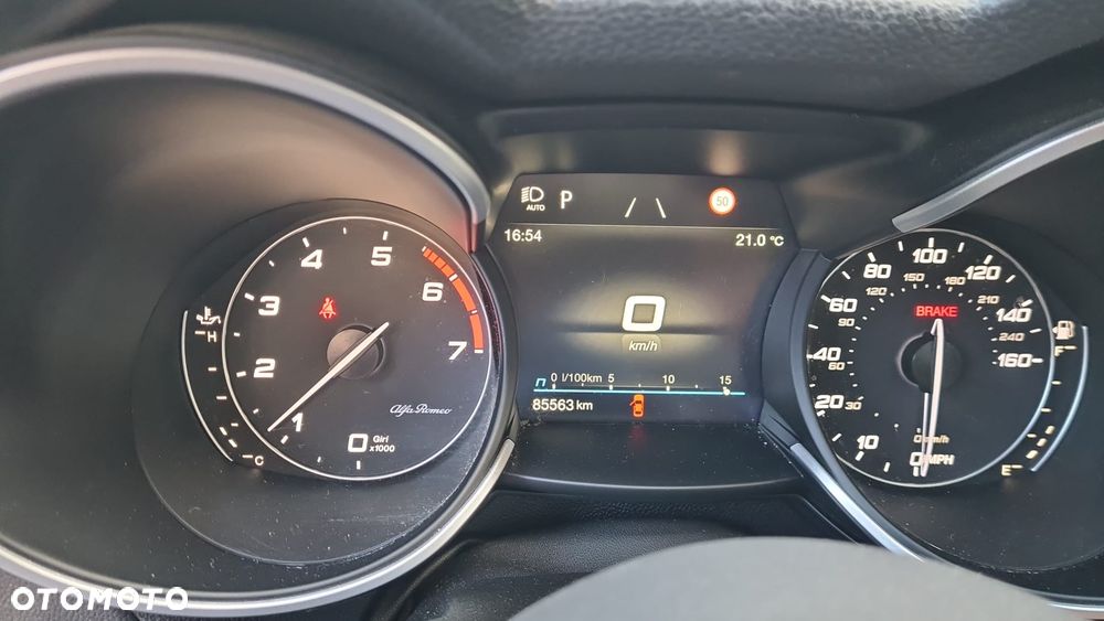 Alfa Romeo Stelvio 2.0 Turbo TI Q4 - 13