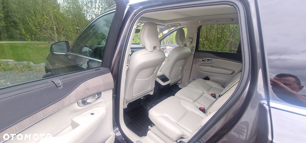 Volvo XC 90 B5 D AWD Ultimate Dark 7os - 6